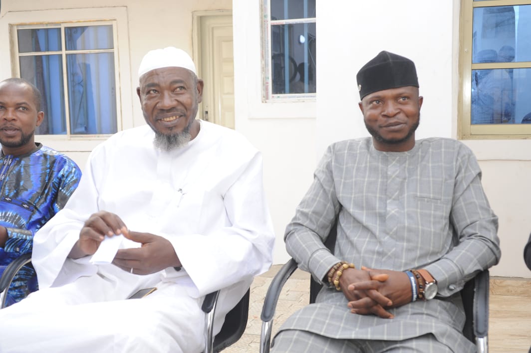 Dogara and others sitting in chair