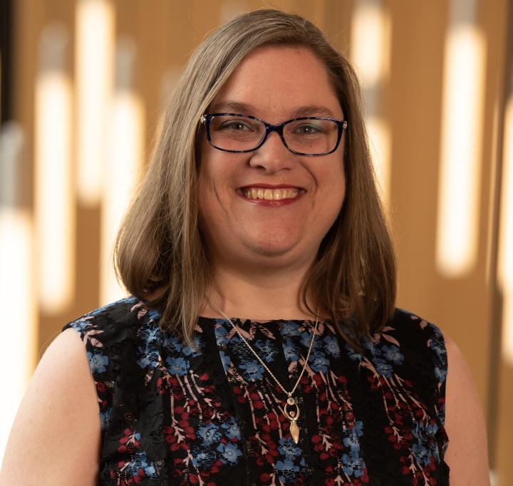 Gail Syring Headshot